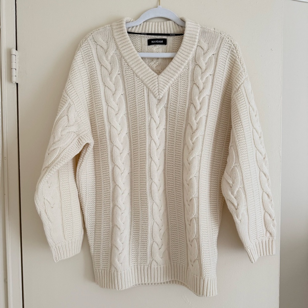 Naadam Merino Cashmere Cable V-Neck Sweater, White, size S